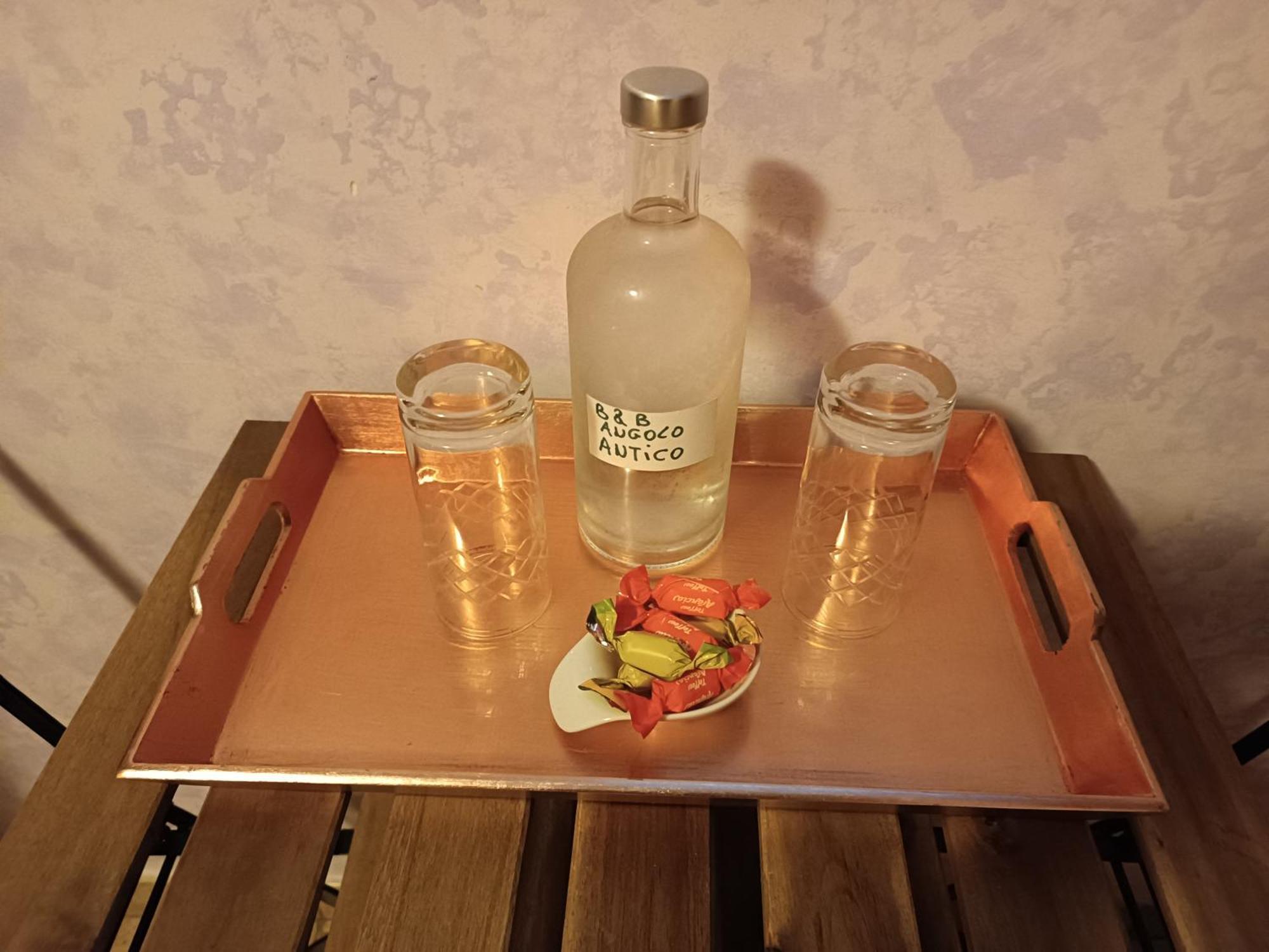 Bed And Breakfast Angolo Antico 프라톨라 펠리그나 외부 사진